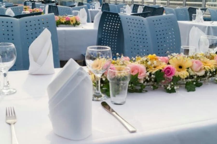 Berlin: 2.5-Hr Dinner Cruise on the MS Der Fliegende Holländer + Audio Guide, at Berlin Sightseeing Cruises