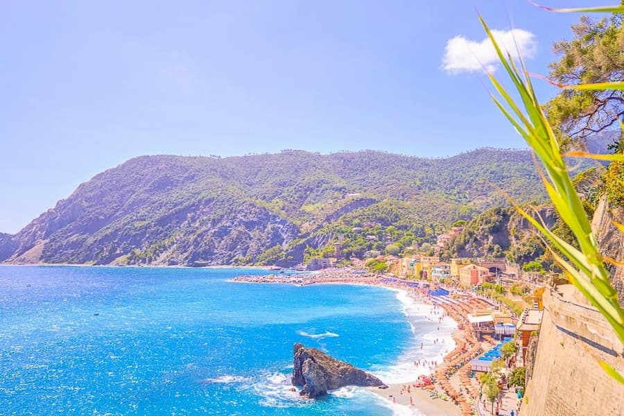 Cinque Terre National Park: Entry Ticket + Guided Day Trip from Milan, at Day Trips from Milan