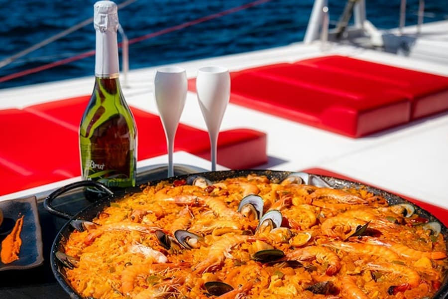 Gran Canaria: 4-Hr Catamaran Cruise + Lunch + Drinks, Las Palmas De Gran Canaria