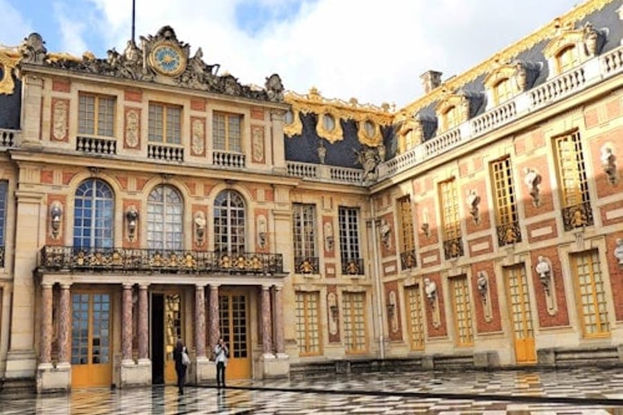 Palace of Versailles: Skip The Line + Guided Tour + King’s Apartments Access, at Palace of Versailles, Versailles