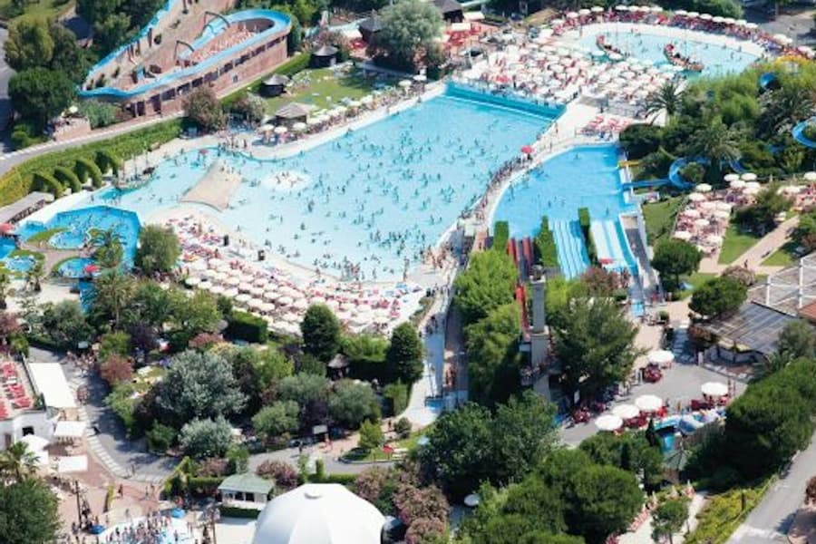 Aquatic Park Le Caravelle: Fast Track Ticket, at Aquatic Park Le Caravelle, Ceriale