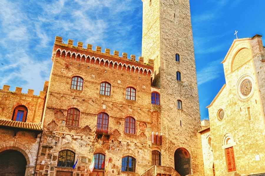 Duomo of San Gimignano: Entry Ticket + Audio Guide at Duomo of San Gimignano