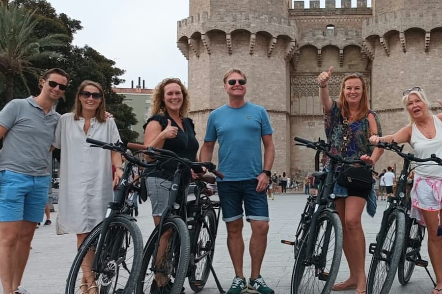 València: Arts and Sciences Group Guided Tour, at Valencia Bike Tours, Valencia