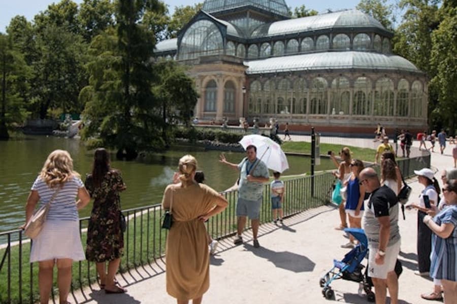 Retiro Park Madrid: 1.5-Hr Guided Tour