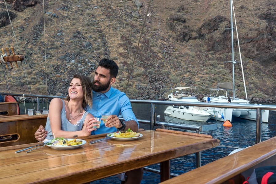 Santorini Volcanic Islands Sunset Cruise with Optional Dinner, Santorini
