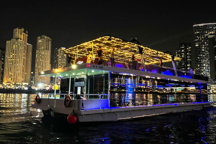 Tour Nhà Thuyền Ain Dubai, Dubai