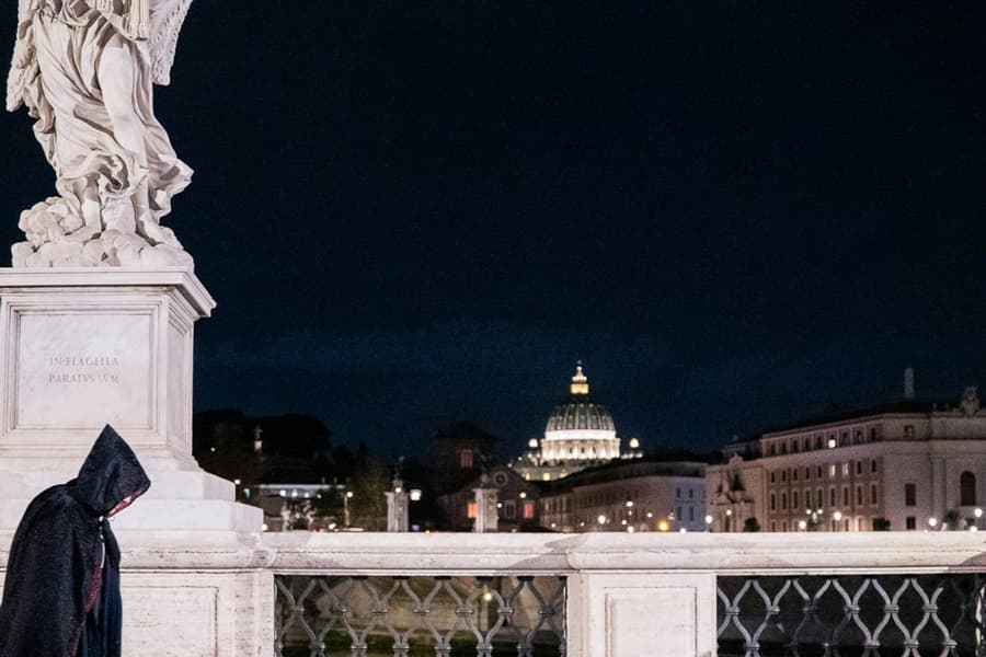 Rome: Interactive Guided Ghost Tour, at Rome City Tours