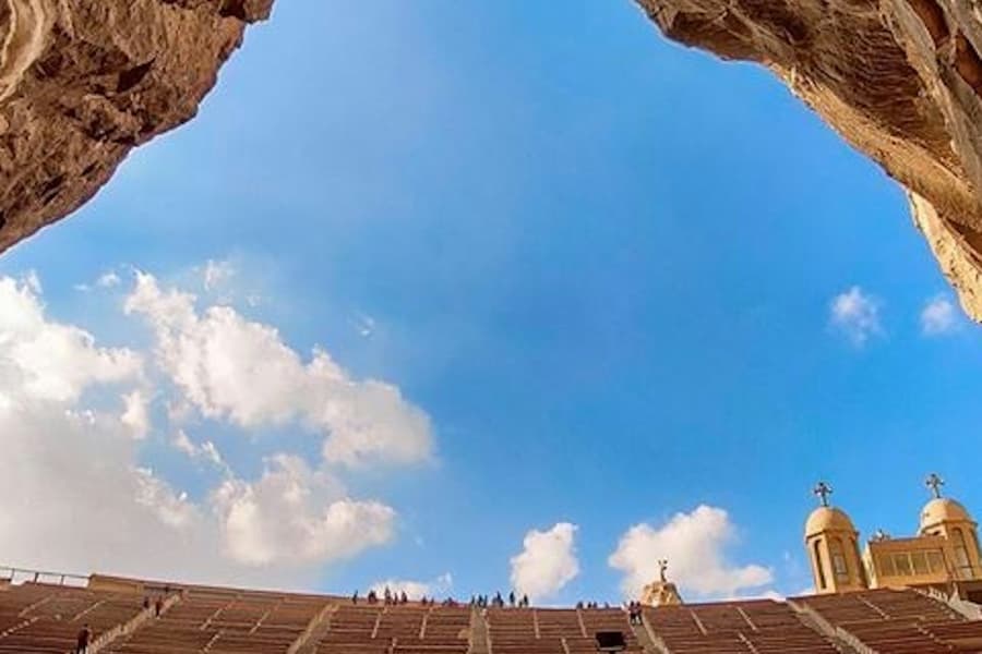 Cairo: Guided Day Tour + Roundtrip Transfer + Lunch, at Day Trips from Cairo, Cairo