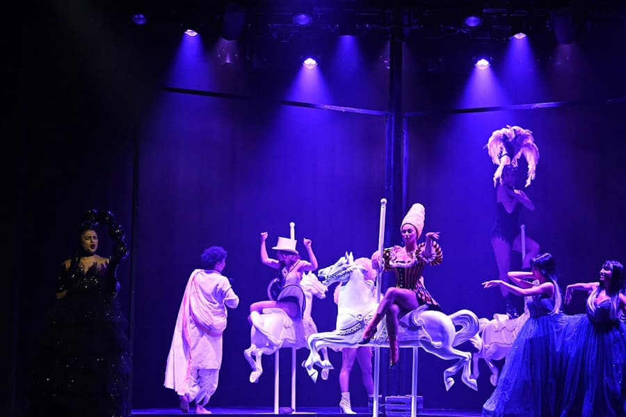 Paradis Latin Cabaret: Family-Friendly Cabaret Show, at Paradis Latin