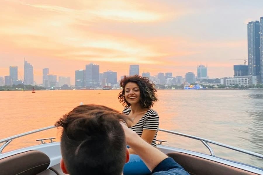 Saigon River: Sunset Speedboat Tour + Cocktail, Ho Chi Minh City