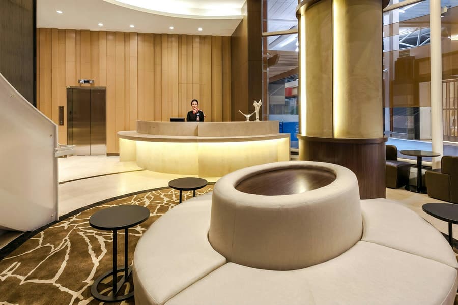 Vancouver International Airport: Plaza Premium Lounge at Domestic Departures, Gate B15, at Domestic C Gates