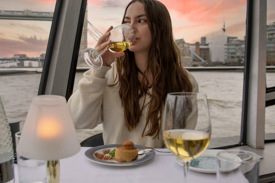 London: Thames Dinner Cruise + Live Music, at Thames River Cruises