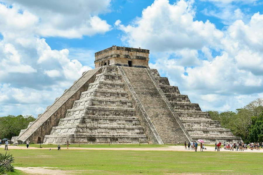 Chichén Itzá Skip-the-Line Ticket + Guided Tour (All Taxes Inclusive), Cancun