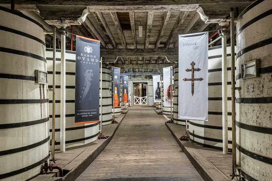 Château Royal de Cognac: Guided Tour + Tasting, at Château Royal de Cognac, Cognac