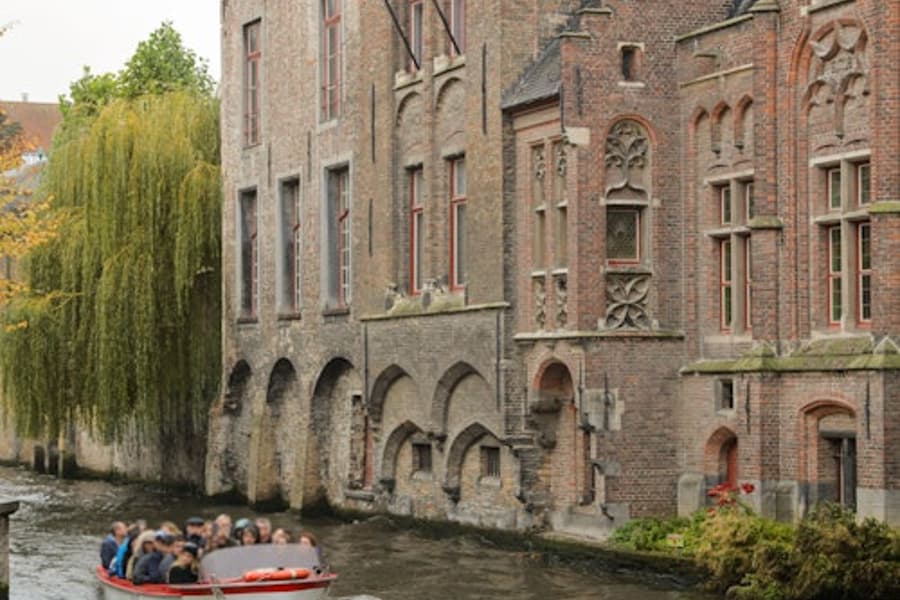 بروژ: سفر یک روزه خودگردان با حمل و نقل از پاریس, at Bruges Day Trips from Paris, Paris