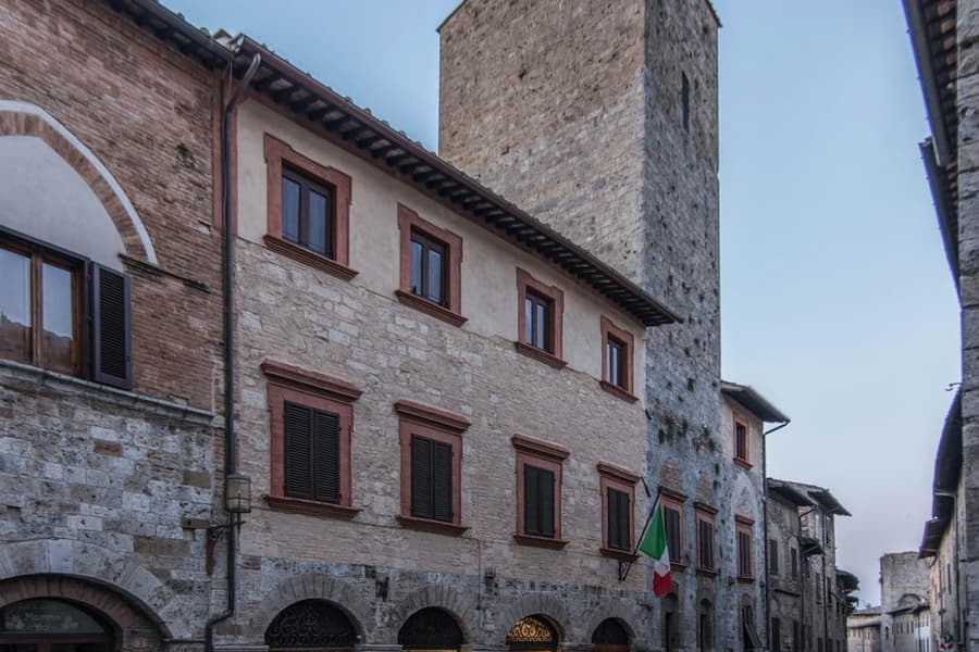 Campatelli Tower and House, at Torre e Casa Campatelli