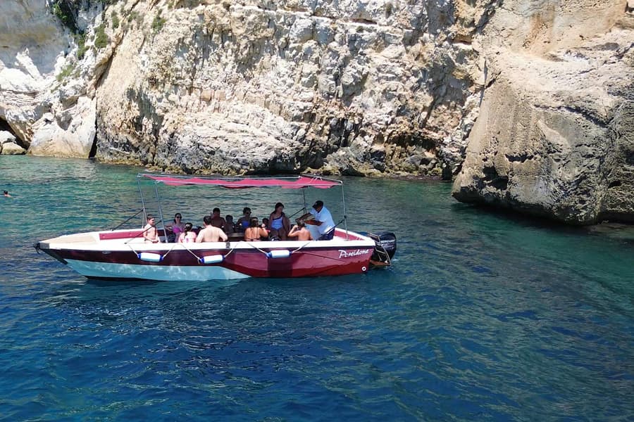 Guided Boat Tour of Ortigia Island with Grotto Visit, Siracusa