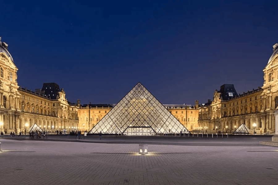 Louvre Museum Reserved Access Tickets, Paris