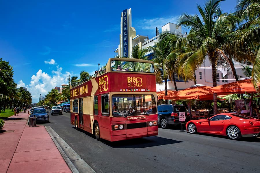 Big Bus: Tur cu autobuzul Hop-On Hop-Off în Miami, cu opțiunea de croazieră cu barca și tur de noapte, Miami