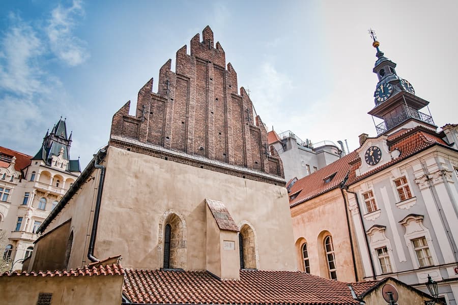 Tour pels llocs emblemàtics del nucli antic de Praga i del gueto jueu, at Týnská 627/7, 110 00 Staré Město, Czechia, Prague
