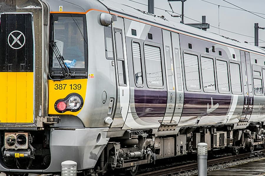 London: Discounted Express Train To/From Heathrow Airport & Paddington, at Heathrow Airport Transfers
