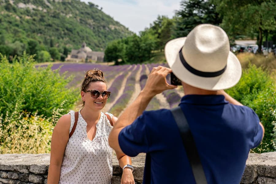 From Avignon: Luberon Lavender Morning or Afternoon Tour, Provence