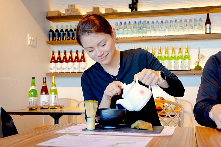 Matcha Tea Class in Asakusa with Japanese Sweets, at 2-chōme-17-8 Kaminarimon
