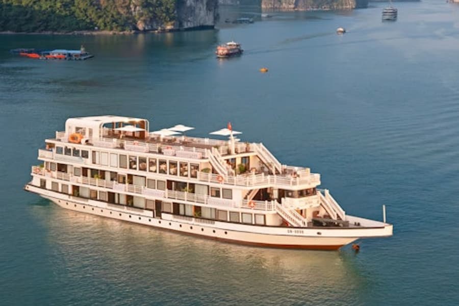 Halong Bay: 2-Day 1-Night Arcady Boutique Cruise, Hanoi