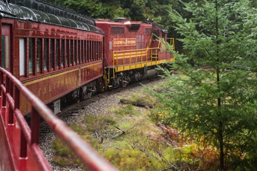Skunk Train: Pudding Creek Express, Fort Bragg