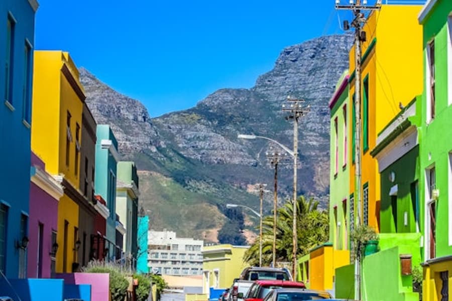 Cape Town & Table Mountain: Guided Tour + Roundtrip Transfer