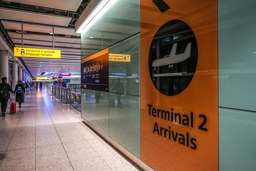 Mga Paglipat ng Bus: Paliparang Heathrow ng London papunta/pabalik ng Oxford sa pamamagitan ng The Airline, Oxford