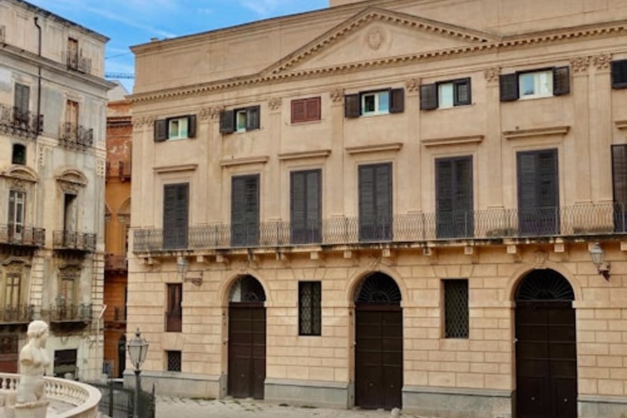 پیلنس بونکور: داخلہ ٹکٹ, at Palazzo Bonocore, Palermo