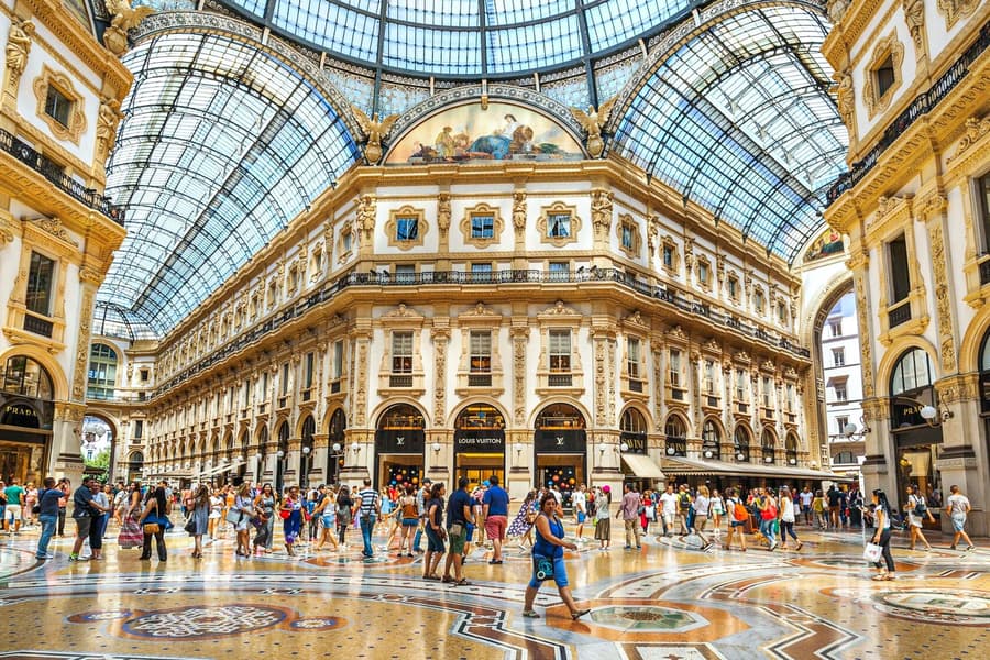 Mailand Selbstgeführte Audio-Tour, at P.za del Duomo, Milan