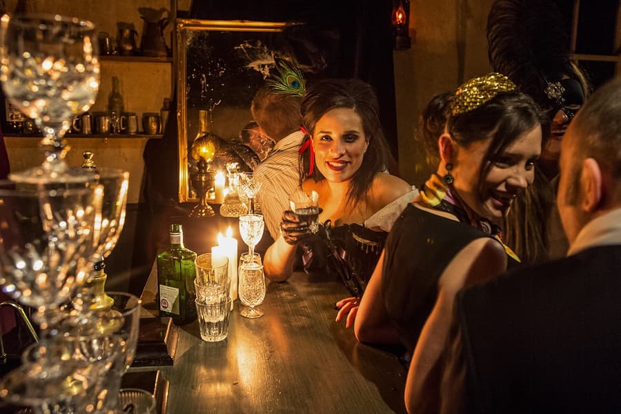 Screams & Spirits London Dungeon Tickets with Cocktail at The London Dungeon