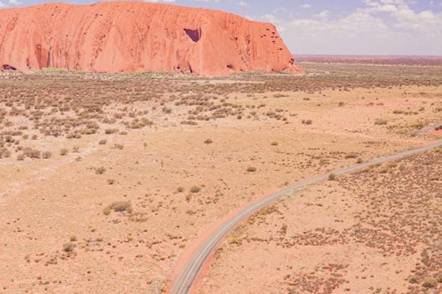 Parc Nacional d'Uluru-Kata Tjuta: Excursió de dia des d'Ayers Rock + BBQ al capvespre, Yulara