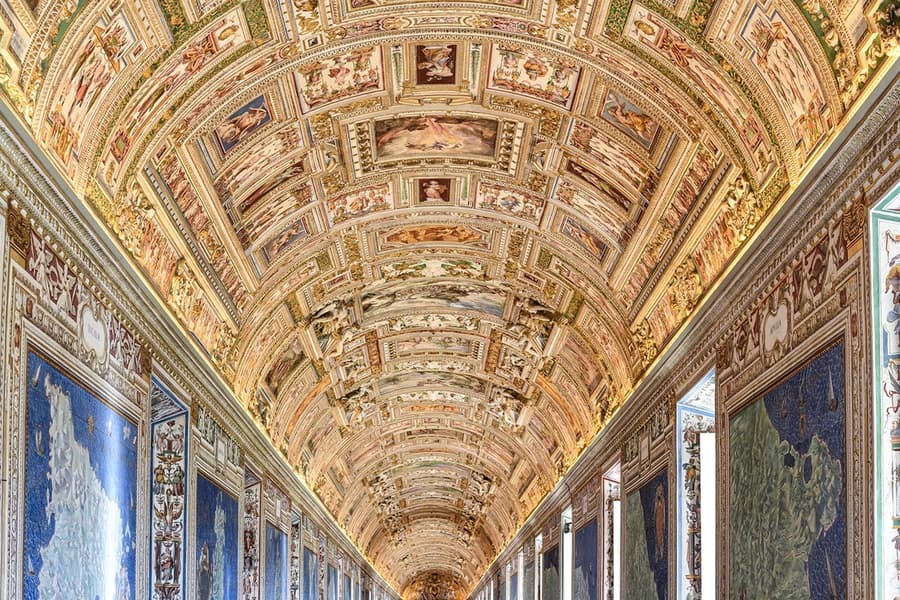 Vatican Museums + Sistine Chapel Small Group Tour, Rome