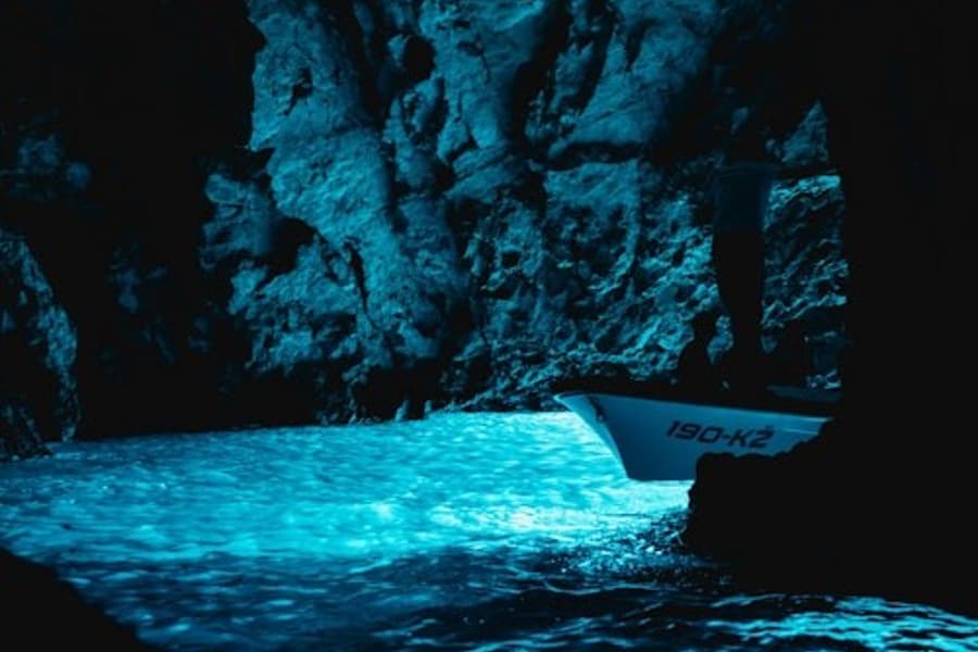 Blue Cave, Hvar & 5 Islands: Speedboat Tour, Split