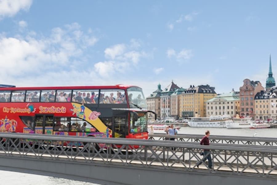 Stadssightseeing i Stockholm: Hop on Hop off-buss + båttur, Stockholm