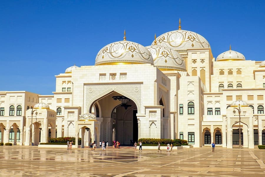 Descubre Abu Dhabi: Tour Guiado Premium Multilingüe con Traslados desde el Hotel, Abu Dhabi