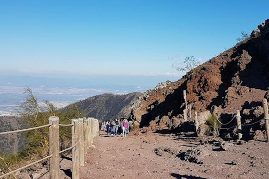 Везувий: Само транспорт от Неапол, at Mount Vesuvius, Ercolano
