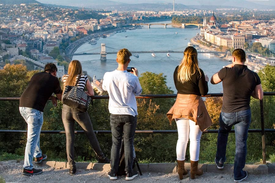 Budapest: Grand City Tour with Parliament Visit, Budapest