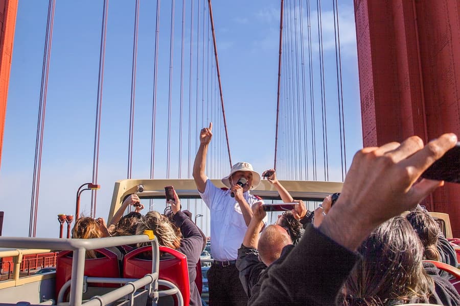 Combo: San Francisco Hop-on Hop-off Bus Tour + Golden Gate Bay & Alcatraz Cruise Tickets, San Francisco