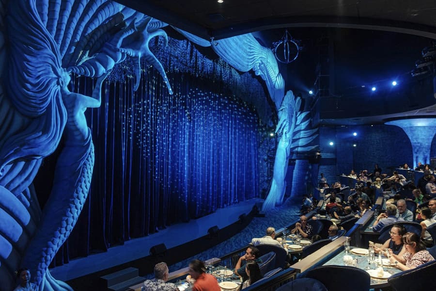 Varuna Underwater Show Tickets, at Bali Safari and Marine Park, Bali