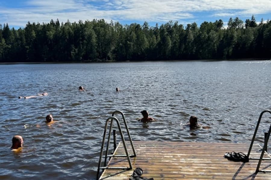 國家公園健行及煙燻桑拿, Helsinki