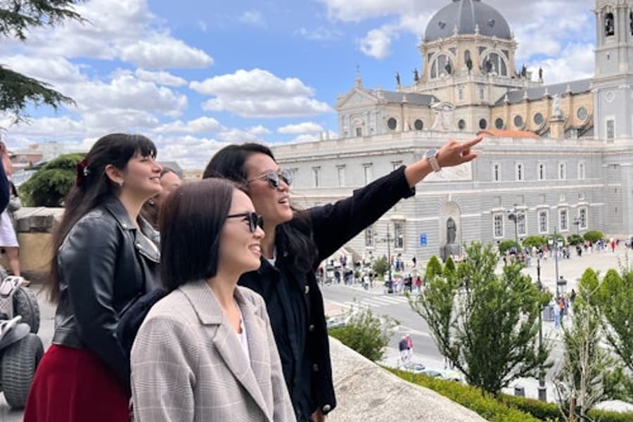 Madrid: 1.5-Hour Evening Walking Tour