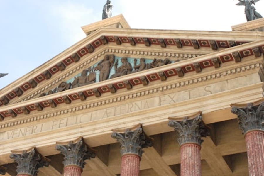 Cinecittà Shows Off, at Cinecittà Studios