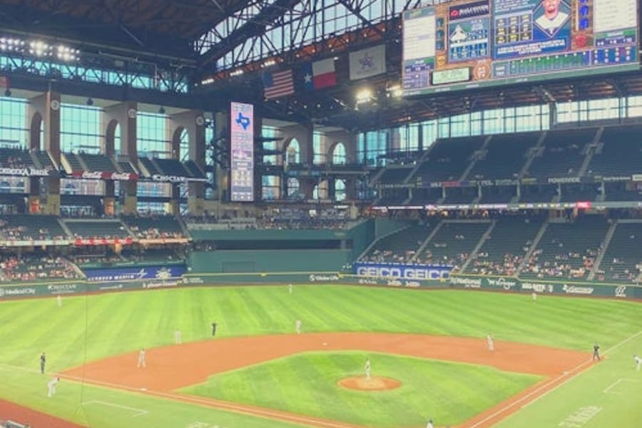 Globe Life Field: Texas Rangers Baseball Game, Arlington