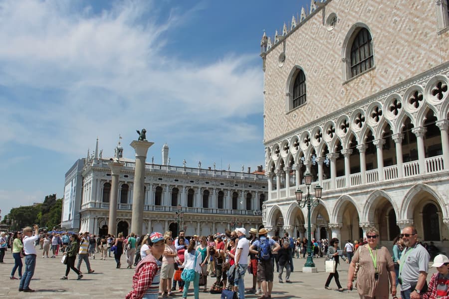 Doge's Palace Skip The Line Tickets with Guide Book, at Venice Tours