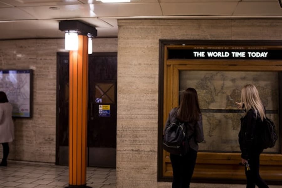 London Piccadilly Circus: Hidden Tube Station Tour