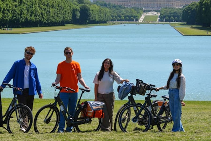 پالرمو: تور دوچرخهسواری با راهنما, at Paris Bike Tours, Paris